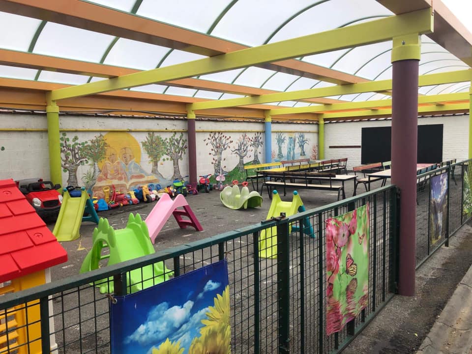 Préau école maternelle de Ressaix